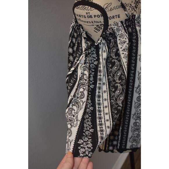 IZ Byer Black off Shoulder Top Lace Hem Size S - Picture 4 of 6